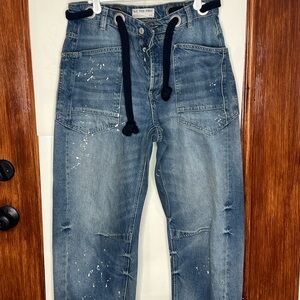 We The Free barrel jeans sz 26